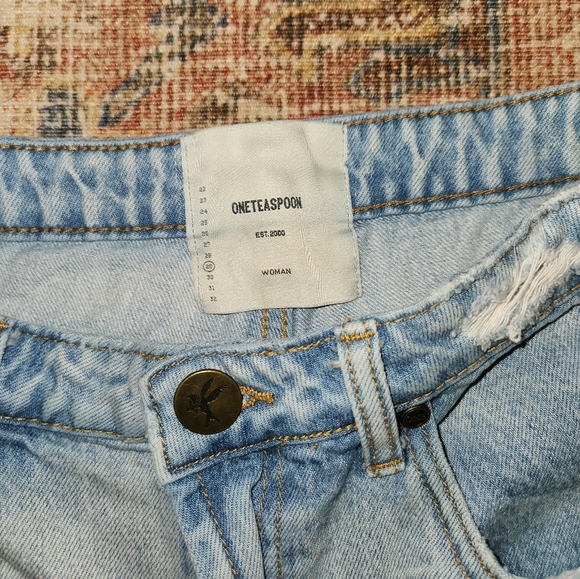 One Teaspoon shorts - Picture 4 of 6